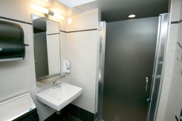 Au Campus Hotel Sherbrooke Luaran gambar